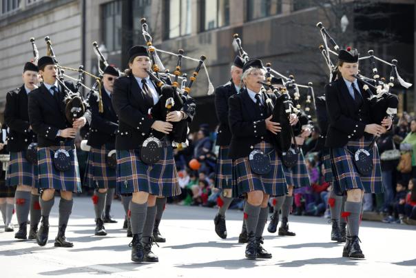 Bagpipers playing in parade