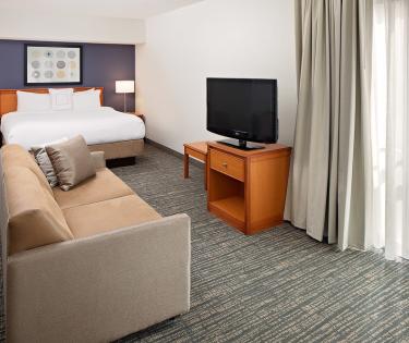 Studio King Suite