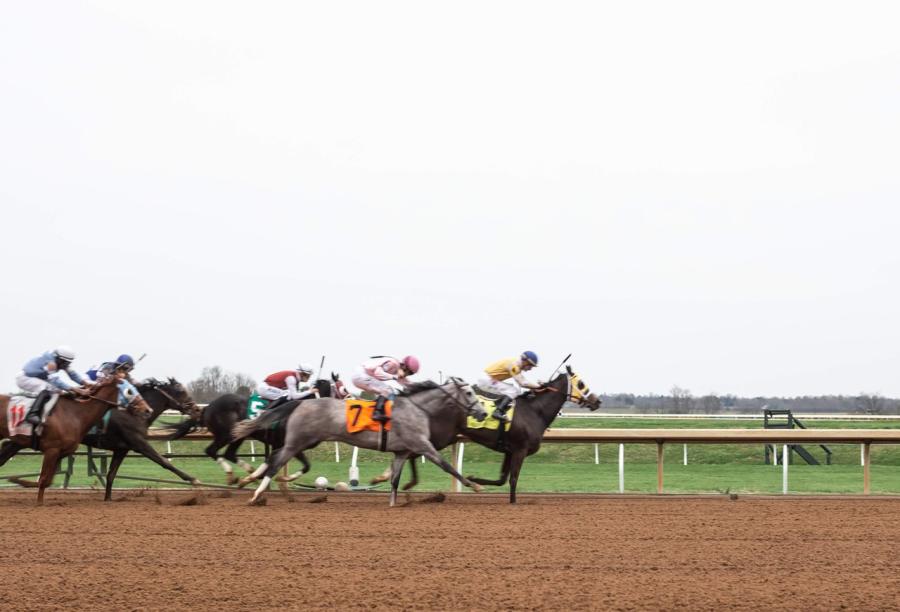 Keeneland-Spring-Race-Meet-medium