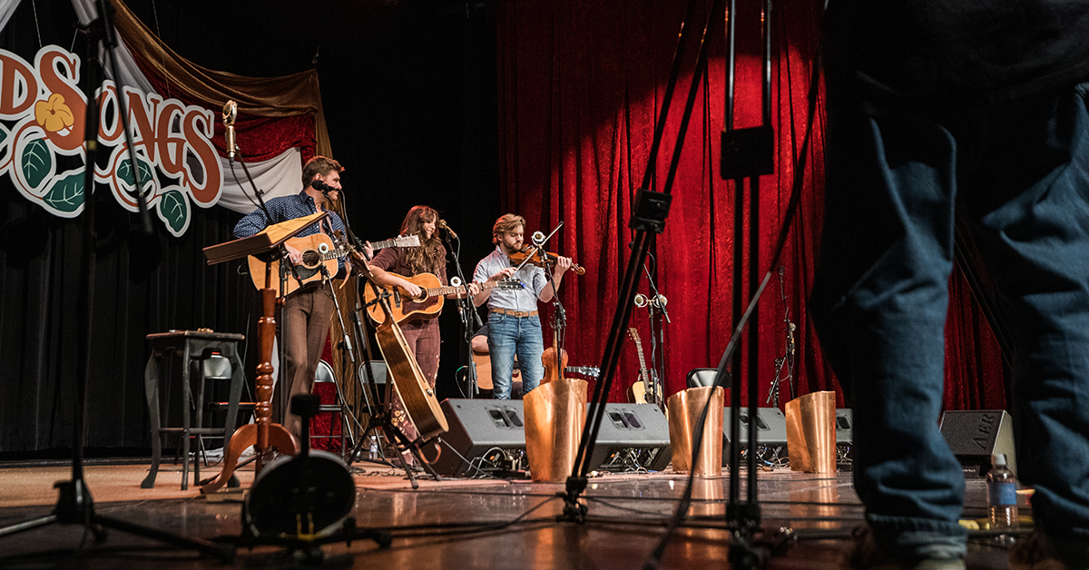 Woodsongs